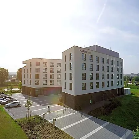 ホテル Harbr Heilbronn, A Member Of Radisson Individuals 3*