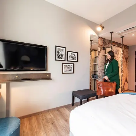 Hotel Harbr.