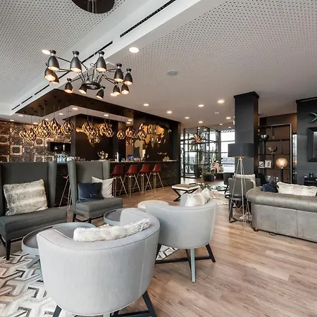 ホテル Harbr Heilbronn, A Member Of Radisson Individuals 3*